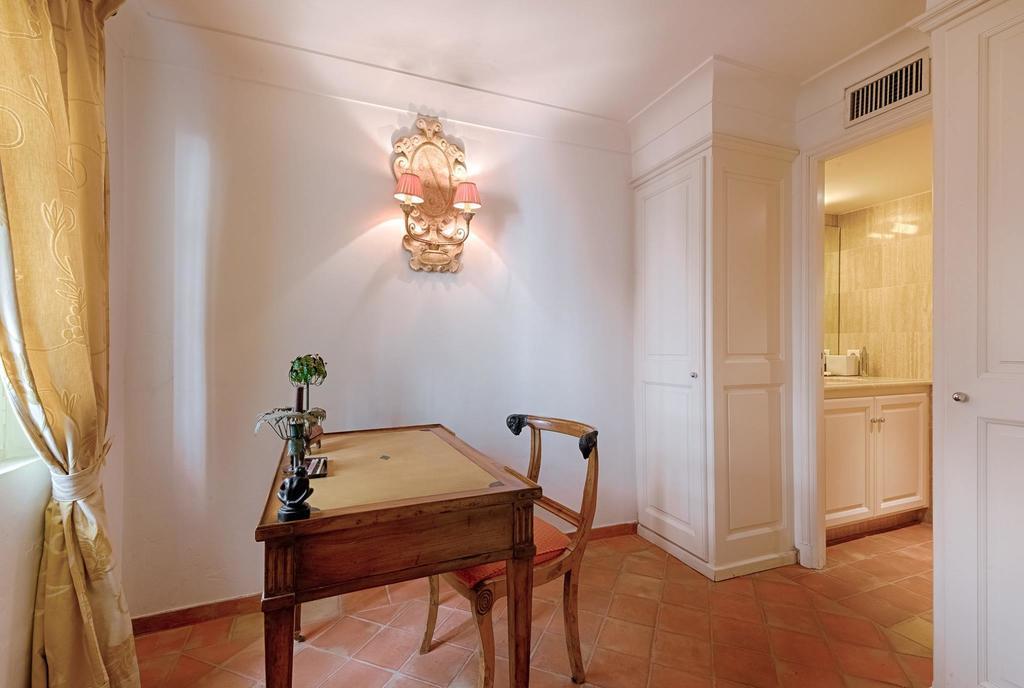 Maison Des Bouchonniers Saint-Tropez Exterior photo
